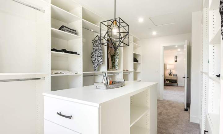 Closet Design Specialist in Richmond Hill